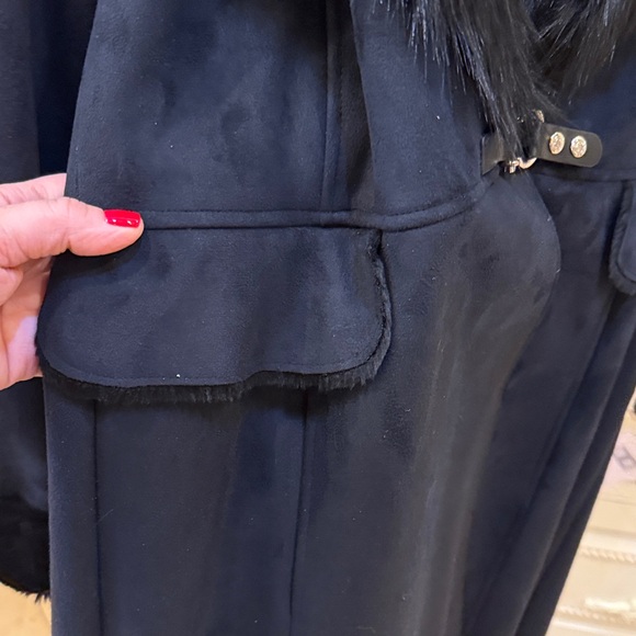 IVANKA TRUMP BLACK COAT WITH FAUX FUR TRIM SIZE M - Picture 9 of 15